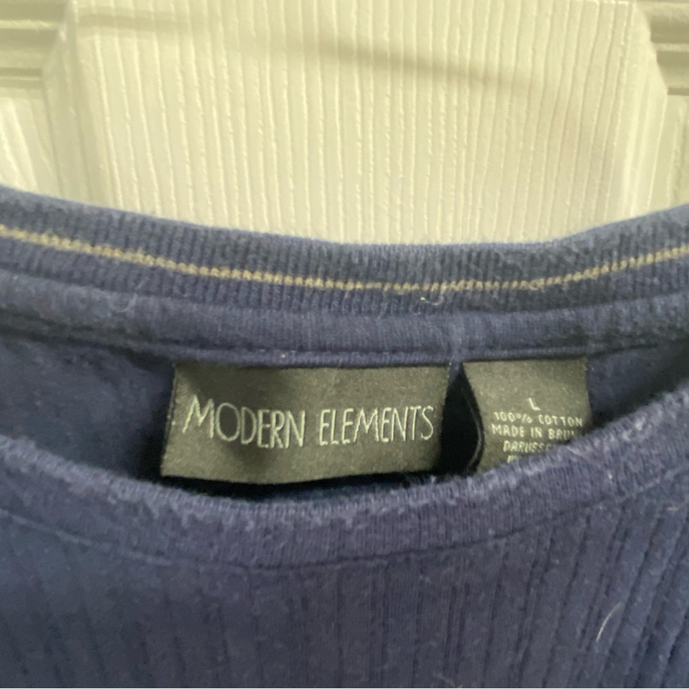 Modern Elements tee - Picture 2 of 3
